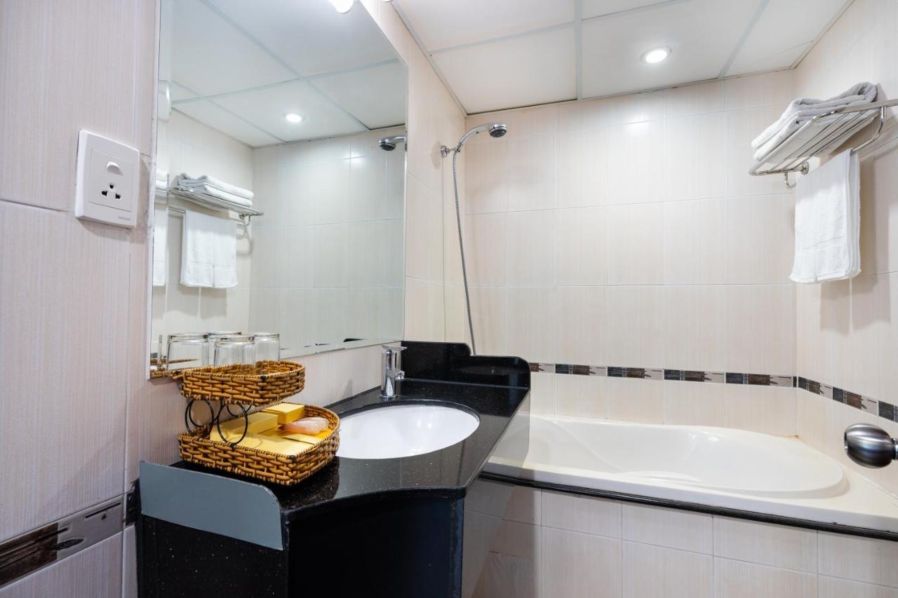 Lucasta Saigon Hotel Bandar Ho Chi Minh Luaran gambar