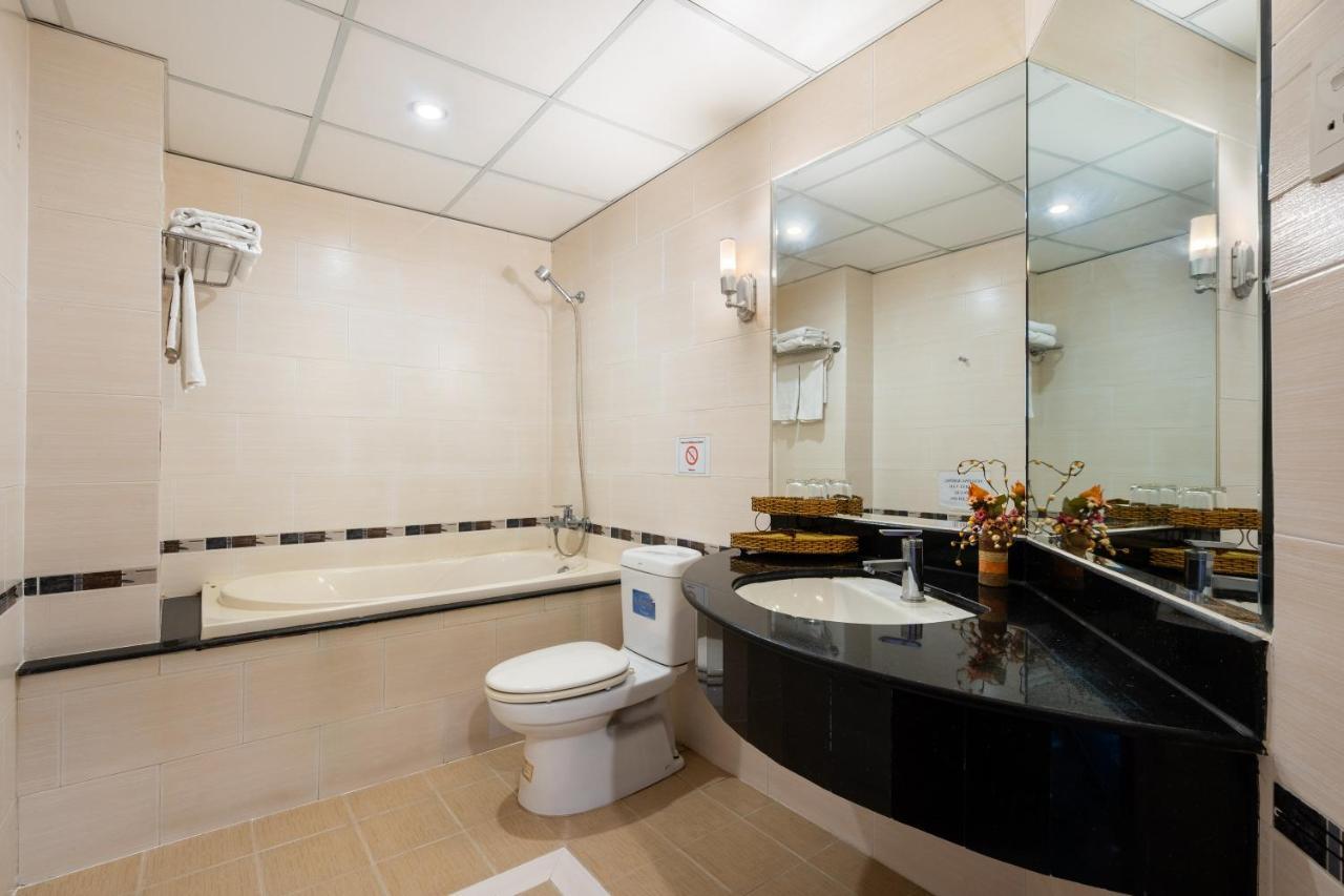 Lucasta Saigon Hotel Bandar Ho Chi Minh Luaran gambar